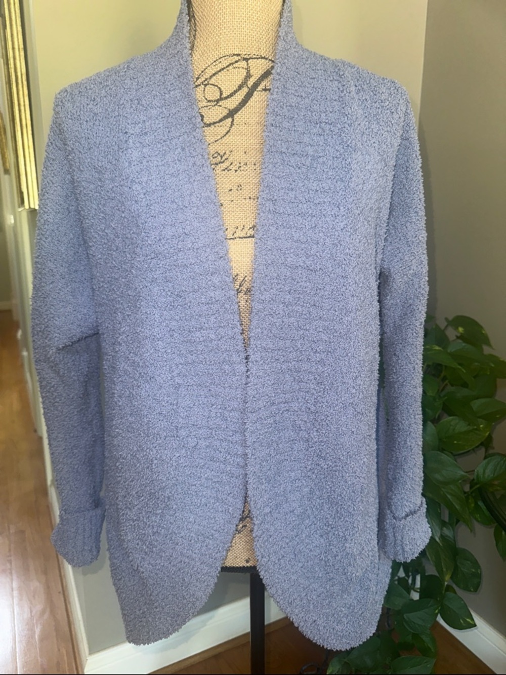 UGG Light Blue Fremont Fluffy Open Front Cardigan EUC 💙